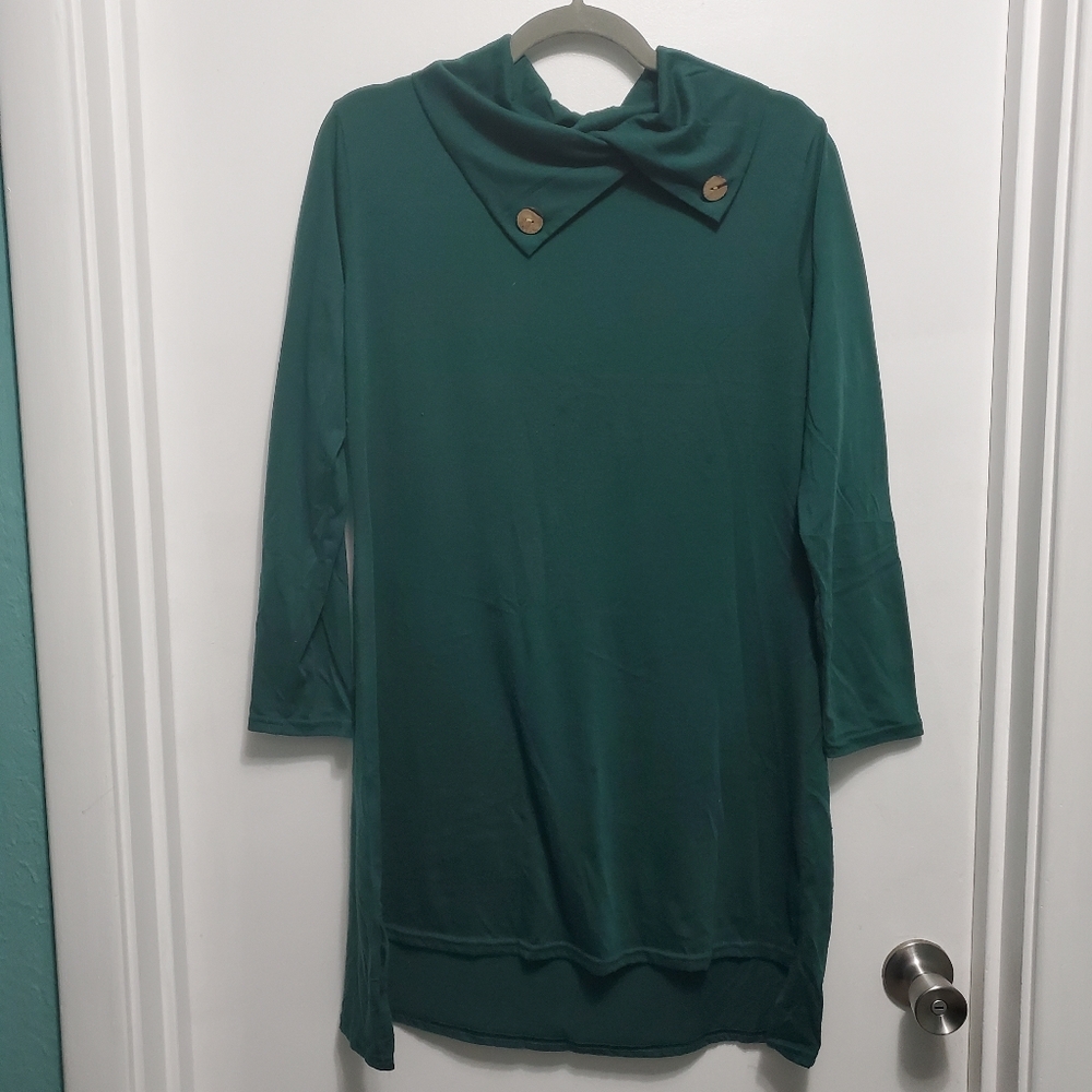 Womens long sleeved sweater